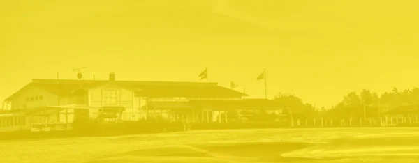stockholm golf tour på troxhammar gK. BIld av klubbhuset